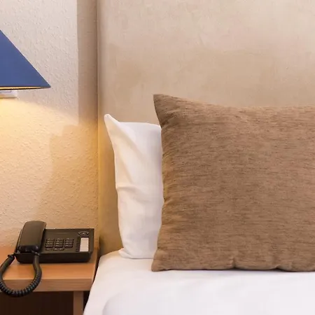 Tryp By Wyndham Airport Бремен