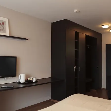 Отель Tryp By Wyndham Airport