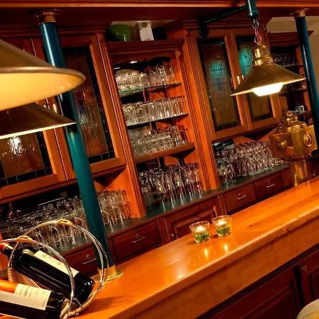 Tryp By Wyndham Airport 3*