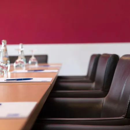 Tryp By Wyndham Airport Bremen