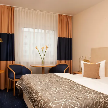 Tryp By Wyndham Airport 3*